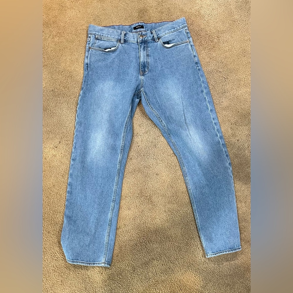 RVCA “New Dawn Fit” jeans
